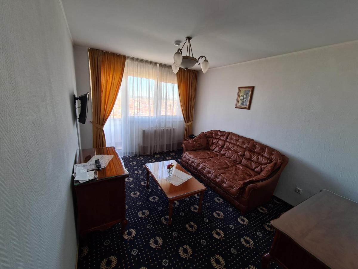 Hotel Belvedere Cluj-Napoca Exterior foto
