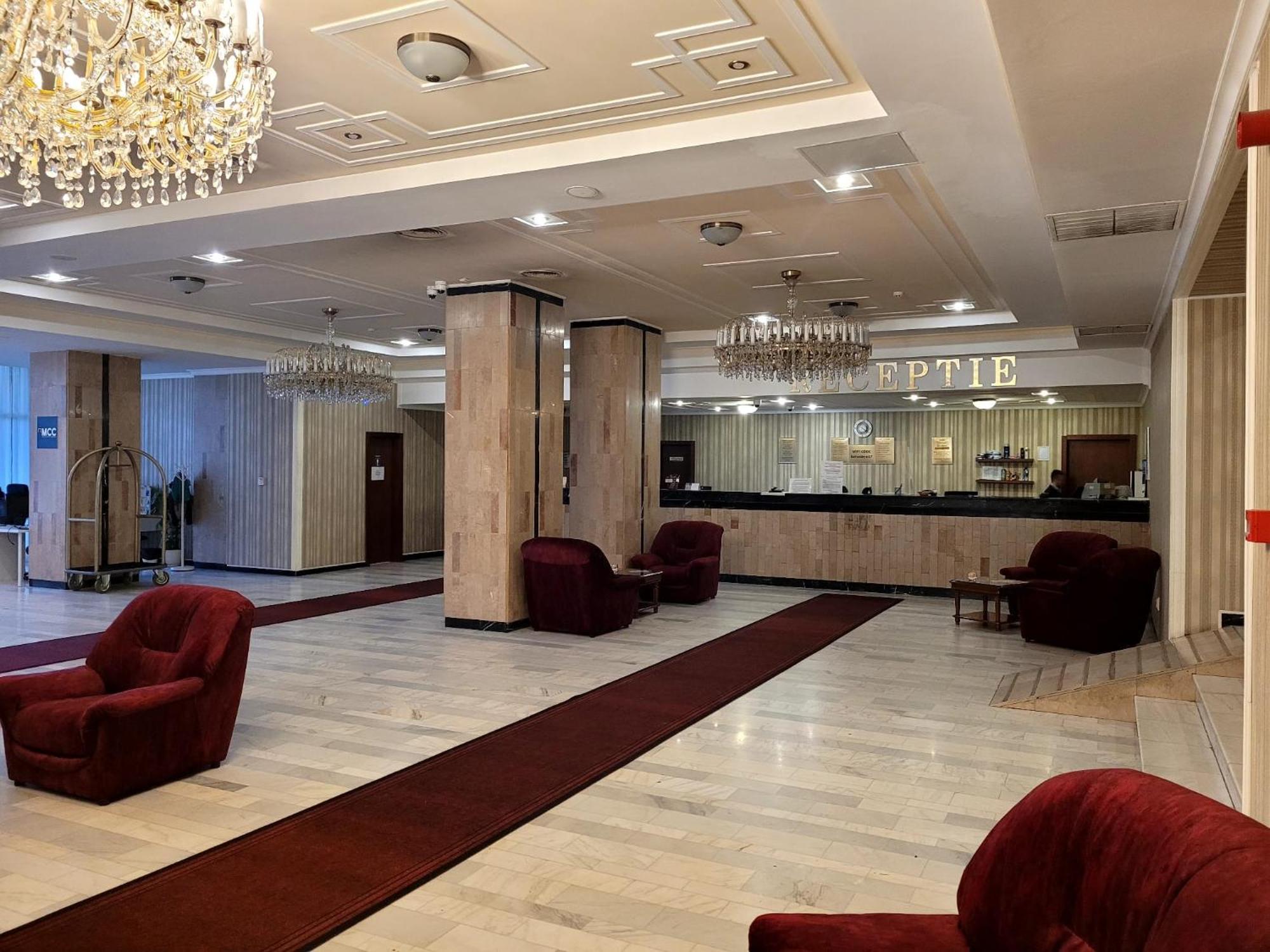Hotel Belvedere Cluj-Napoca Exterior foto